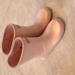 Pink hunter rain boots for girls size 11